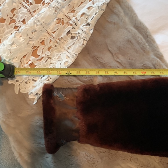 Mouton Wool Jacket - Picture 7 of 9